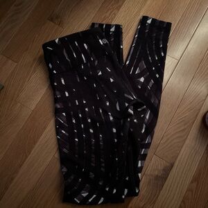 Lululemon Black Patterned Leggings